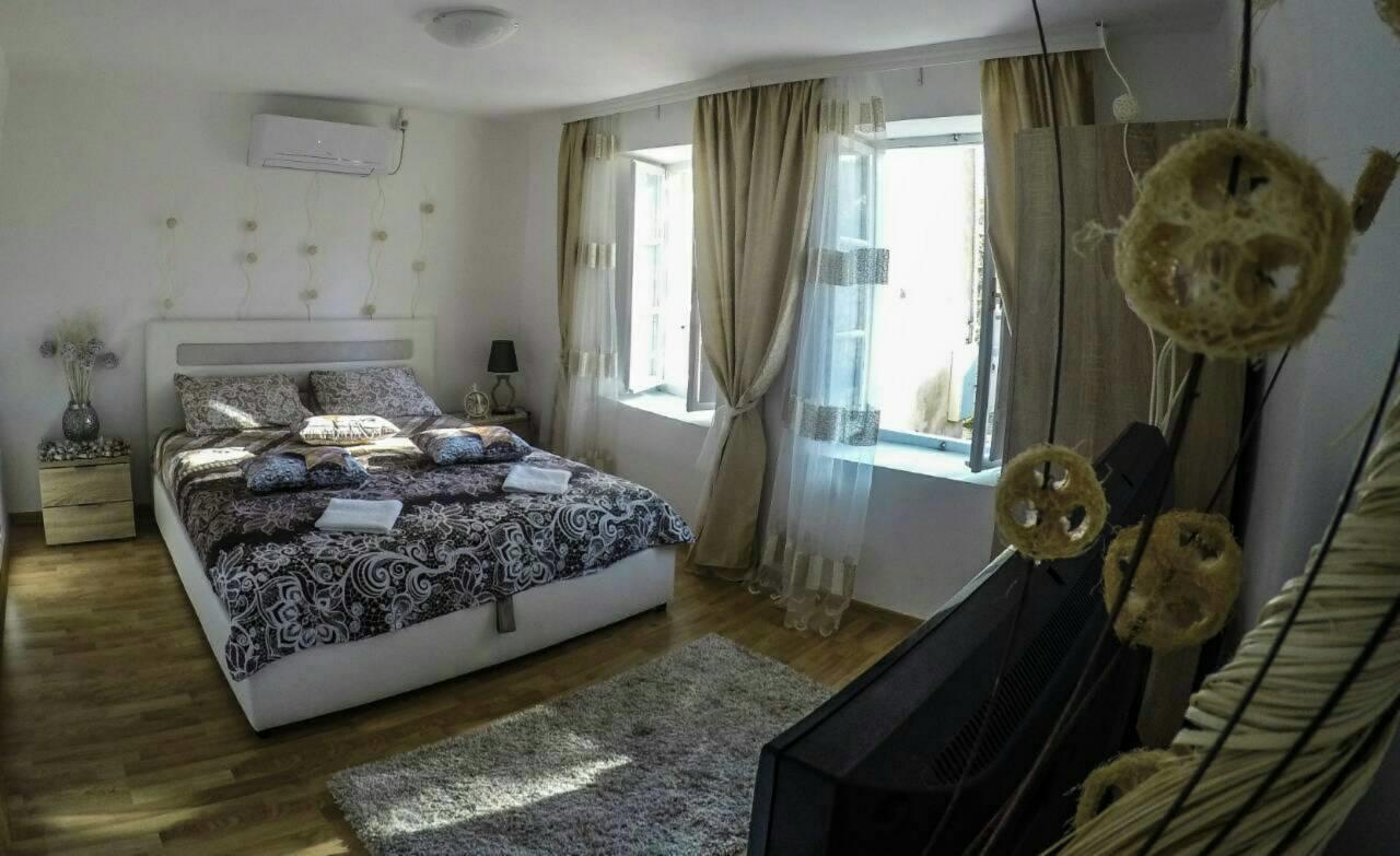 Stone House Trebinje Apartment Bagian luar foto